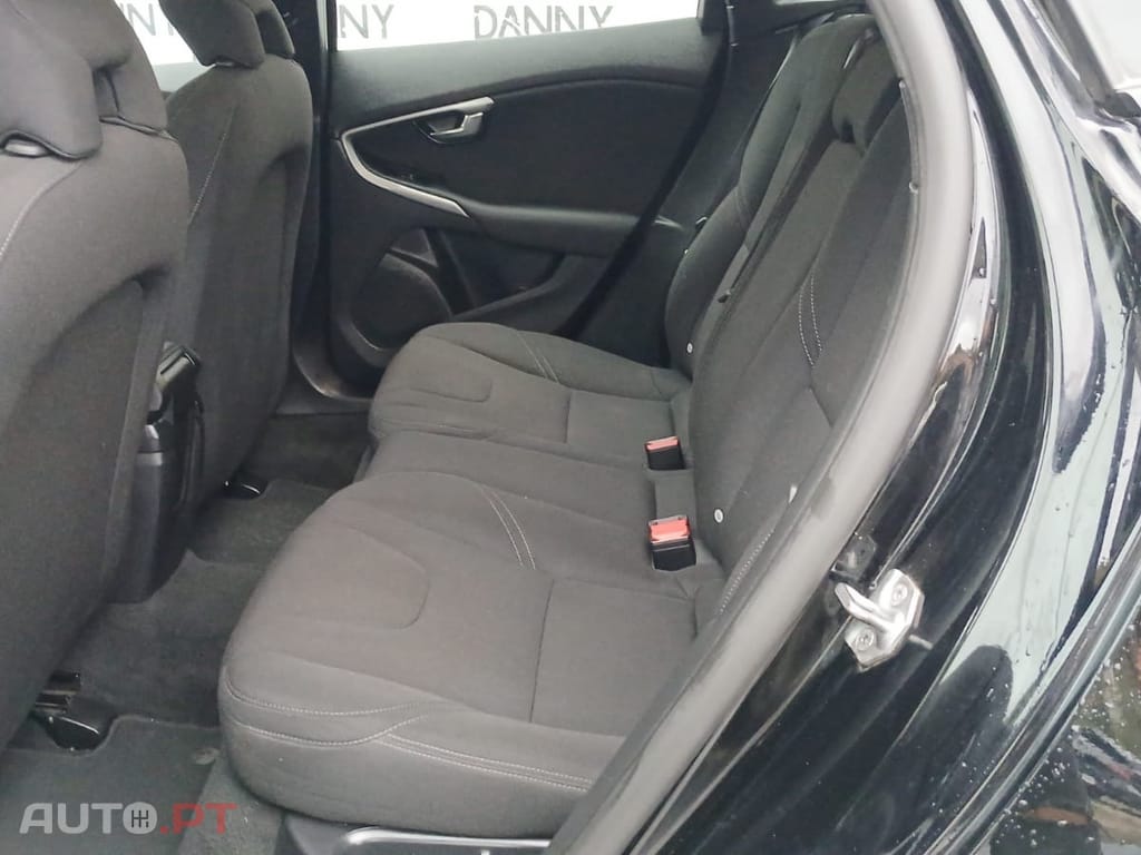 Volvo V40 2.0 D3 Kinetic