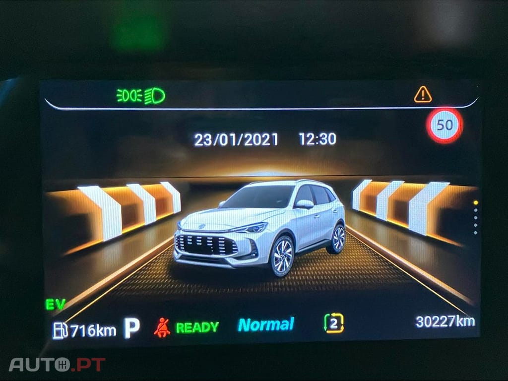 MG ZS 1.5 Hybrid+ Luxury