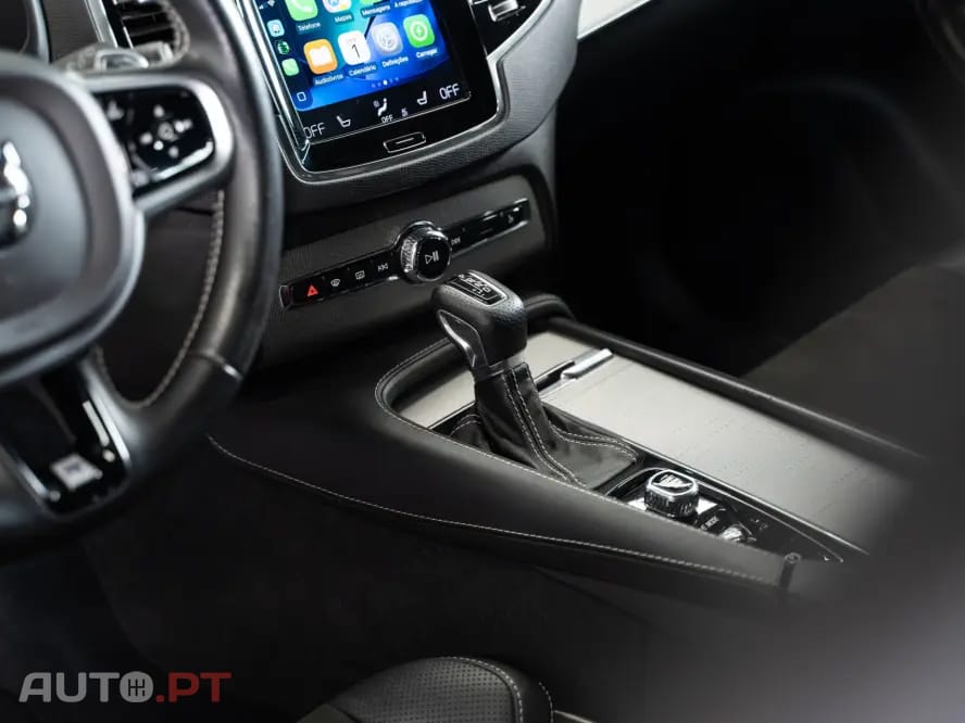 Volvo XC90 2.0 D4 R-Design