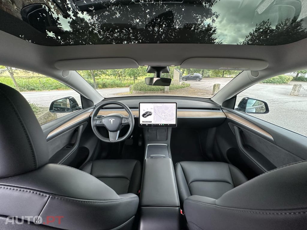 Tesla Model Y Long Range Tração Integral