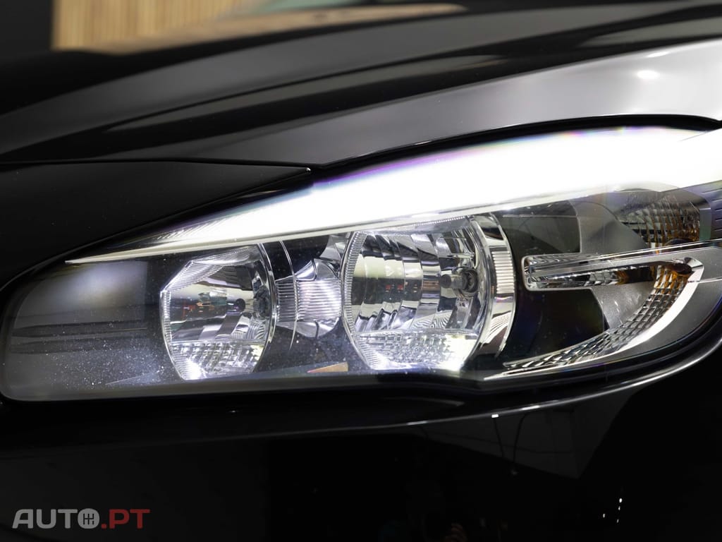 BMW 216 d Aut. Sport Line