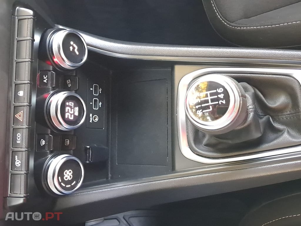 Renault Captur 1.0 TCe Equilibre Bi-Fuel