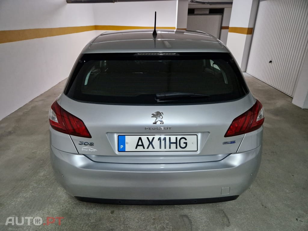 Peugeot 308 1.6 BlueHDi Allure EAT6