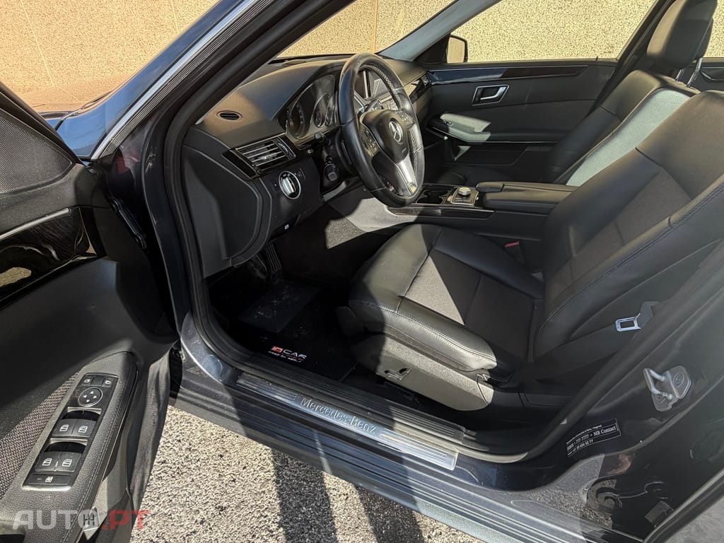 Mercedes-Benz E 200 CDi Elegance BlueEf. Auto.