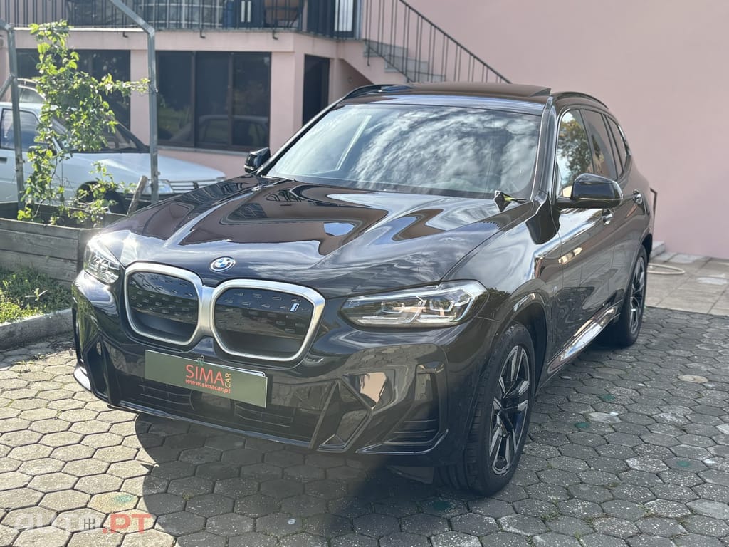 BMW iX3 M Sport Inspiring