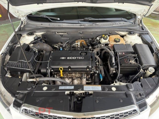 Chevrolet Cruze 1.6 LT