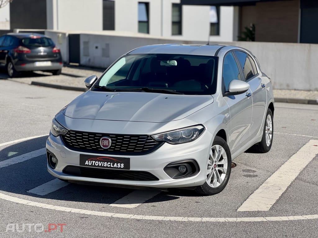 Fiat Tipo 1.3 M-Jet Lounge