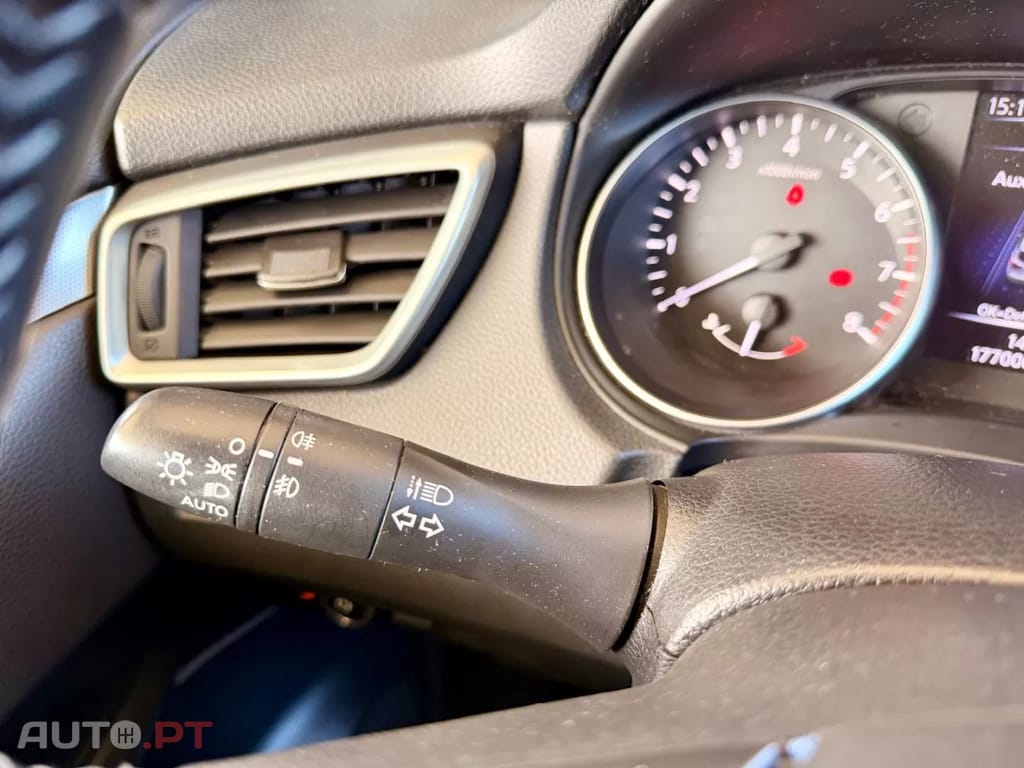 Nissan Qashqai 1.2 DIG-T N-Connecta