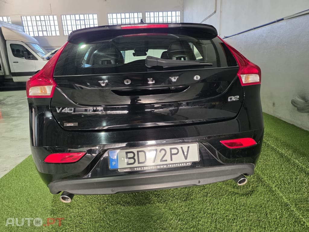 Volvo V40 2.0 D2 Momentum