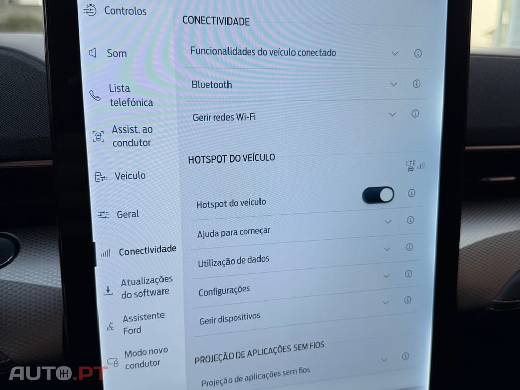 Ford Mustang Mach-E Standard • 75,7 kWh • 294 CV