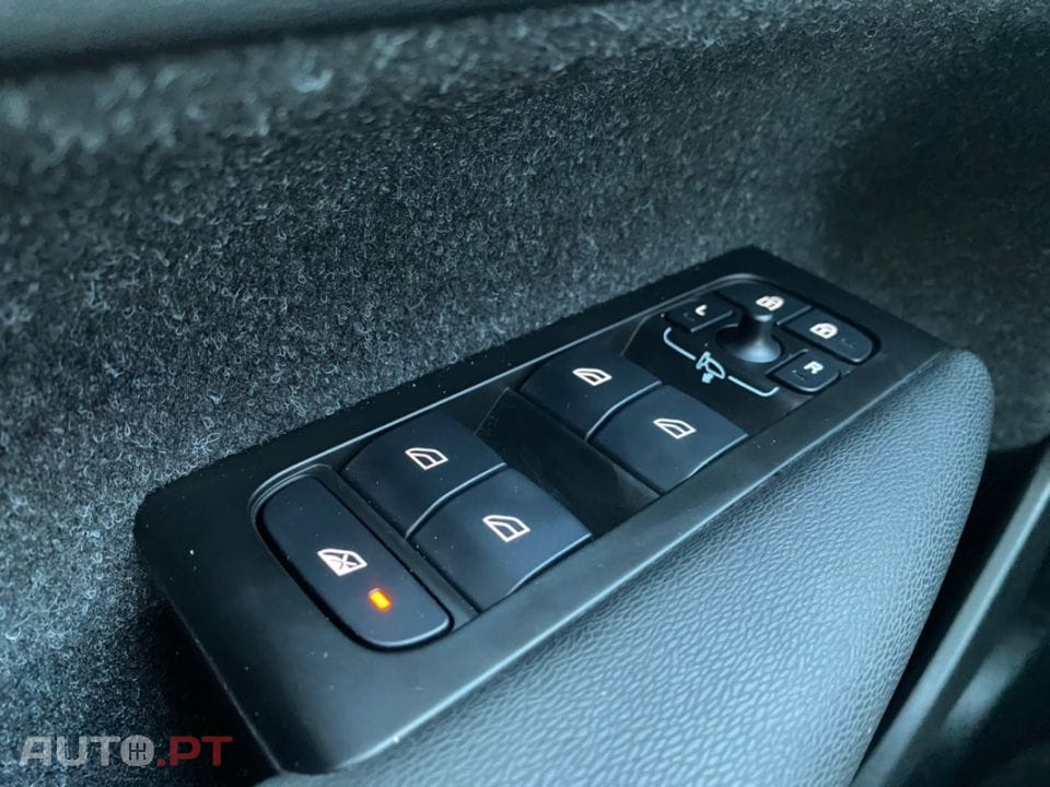 Volvo XC40 1.5 T4 PHEV Inscription