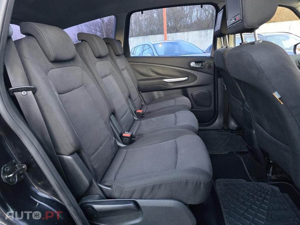 Ford S-Max 1.8 TDCi Titanium 7L