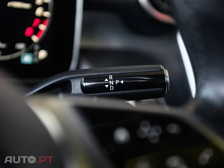 Mercedes-Benz C 300 e AMG Line