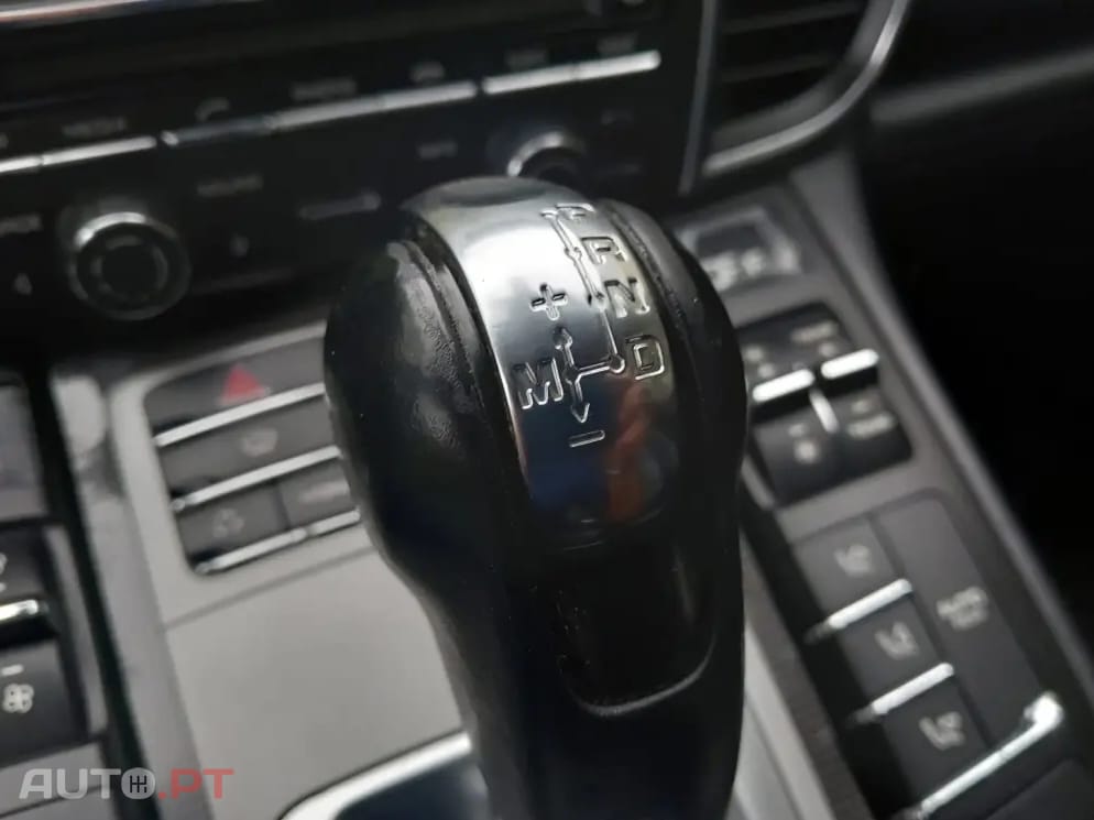 Porsche Panamera Platinum Edition