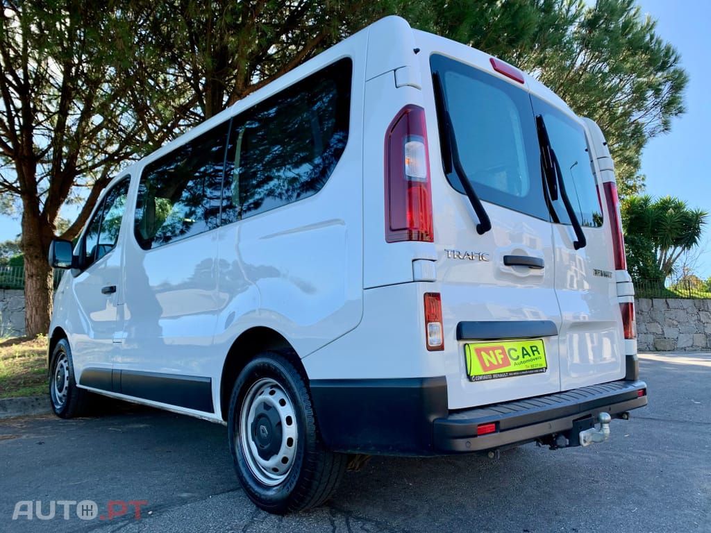 Renault Trafic 9 LUGARES