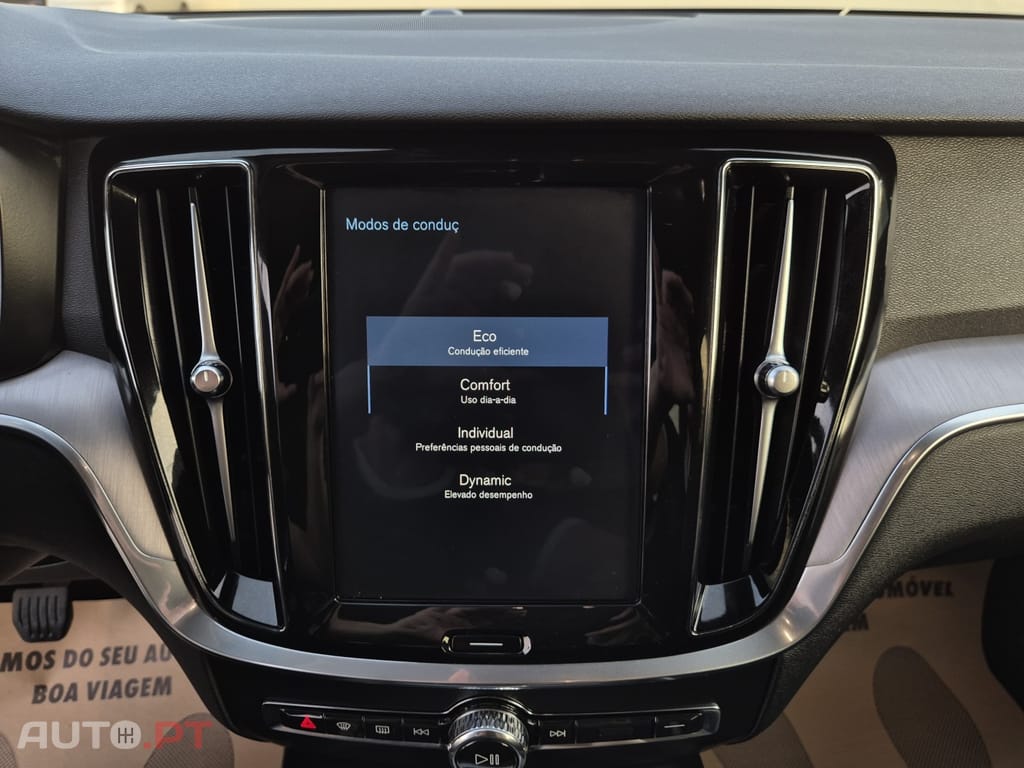 Volvo V60 2.0 D3 Momentum