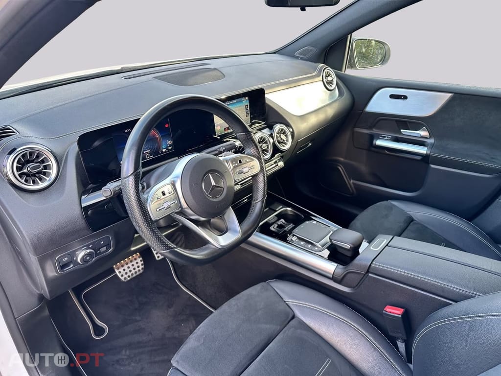 Mercedes-Benz B 250 I.V.A DEDUTIVEL e AMG Line Night
