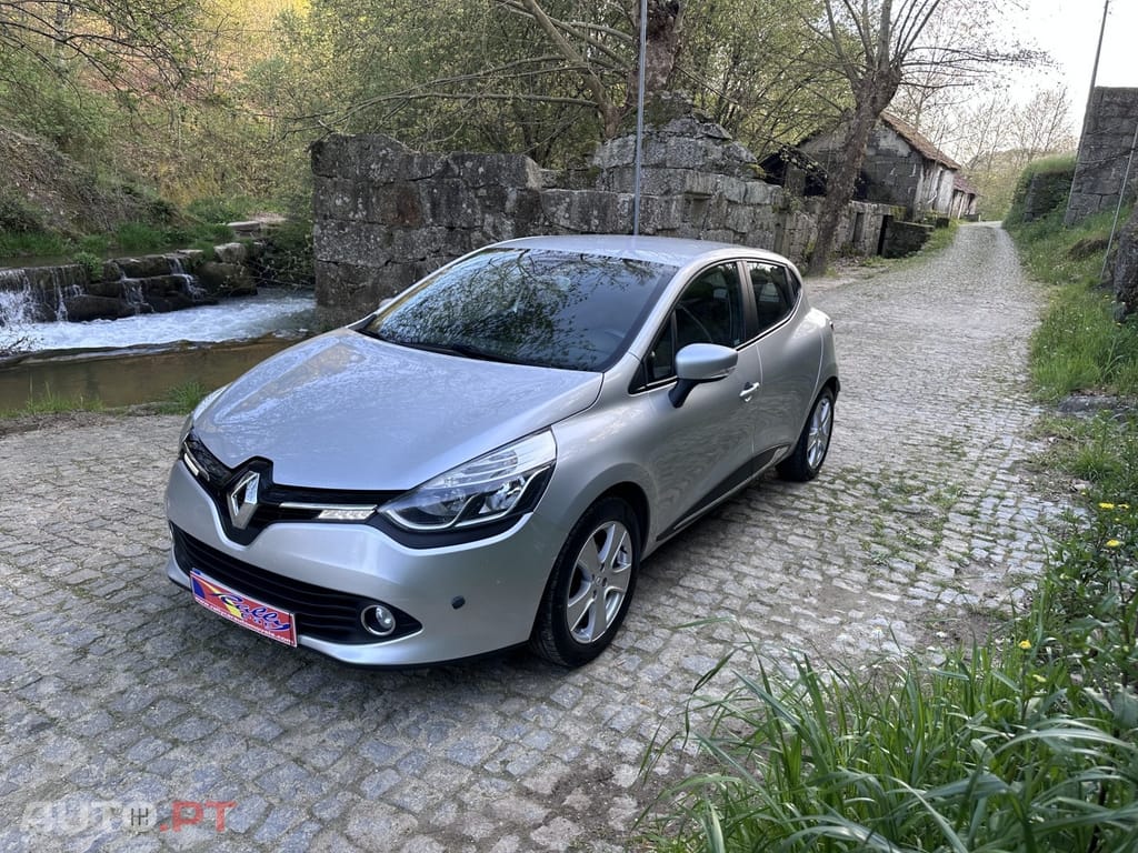 Renault Clio (Energy) TCe 75 Start & Stop LIMITED