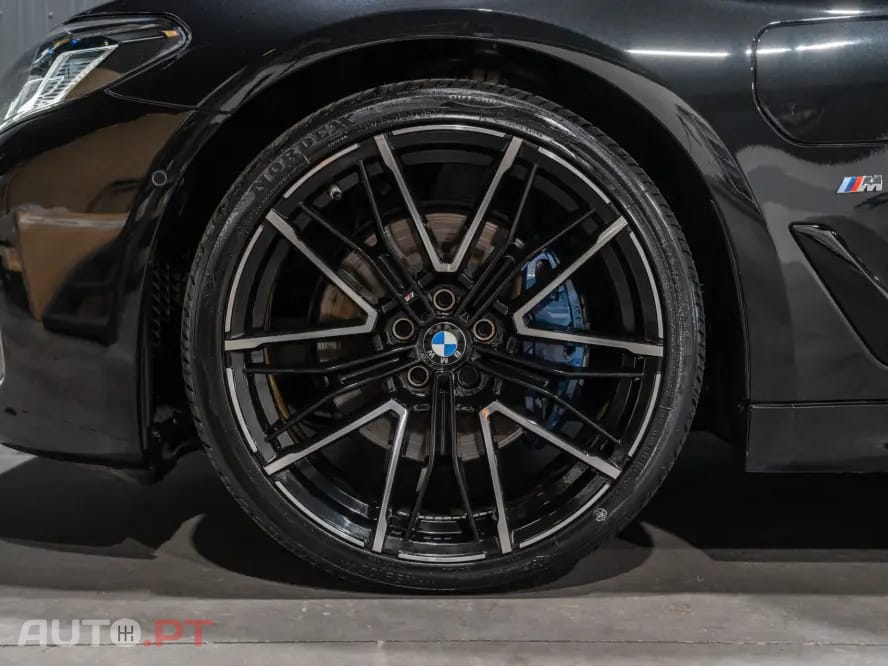 BMW 530 e Pack Desportivo M