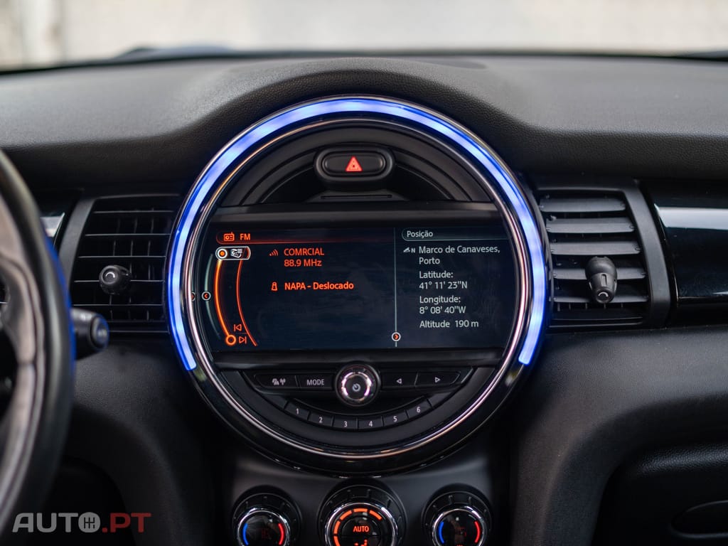 MINI Cooper Cooper D Auto