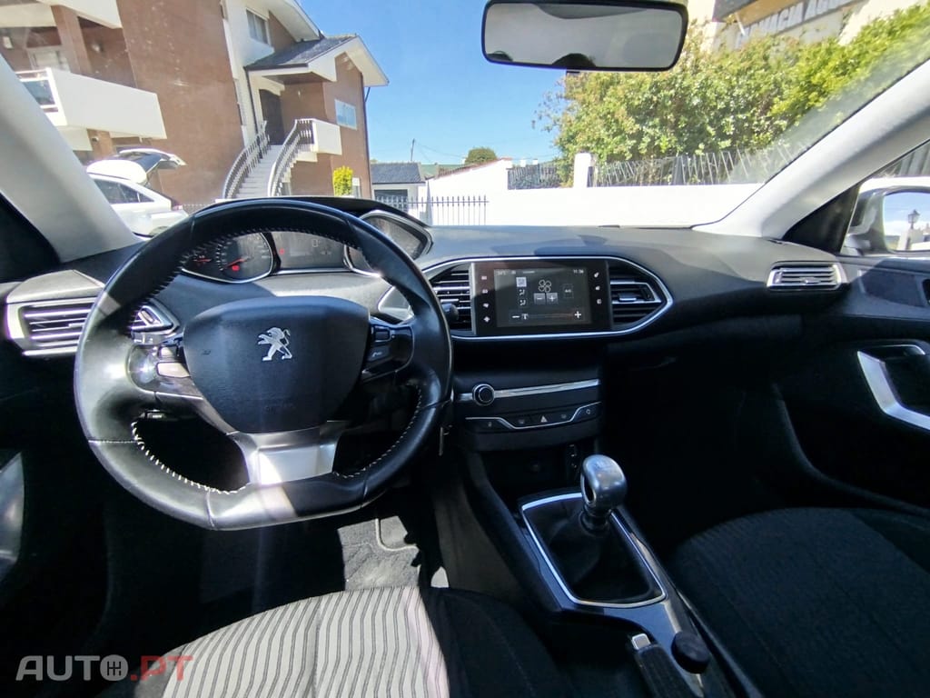 Peugeot 308 1.6 BlueHDi Allure