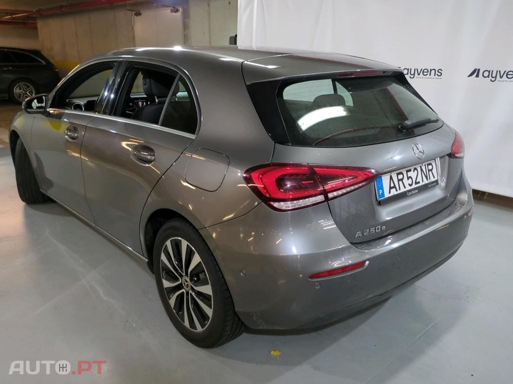 Mercedes-Benz A 250 e Style Plus