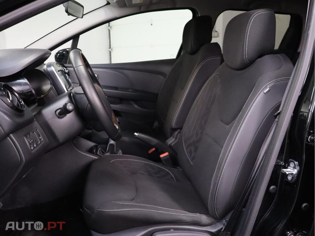 Renault Clio 0.9 TCe  Limited Sport Tourer