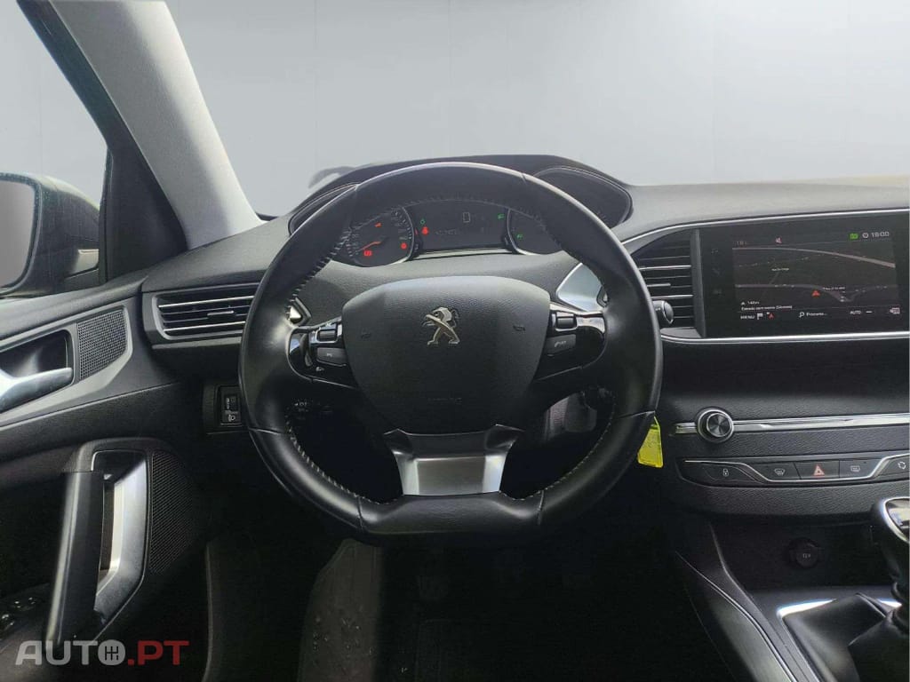 Peugeot 308 1.2i Style