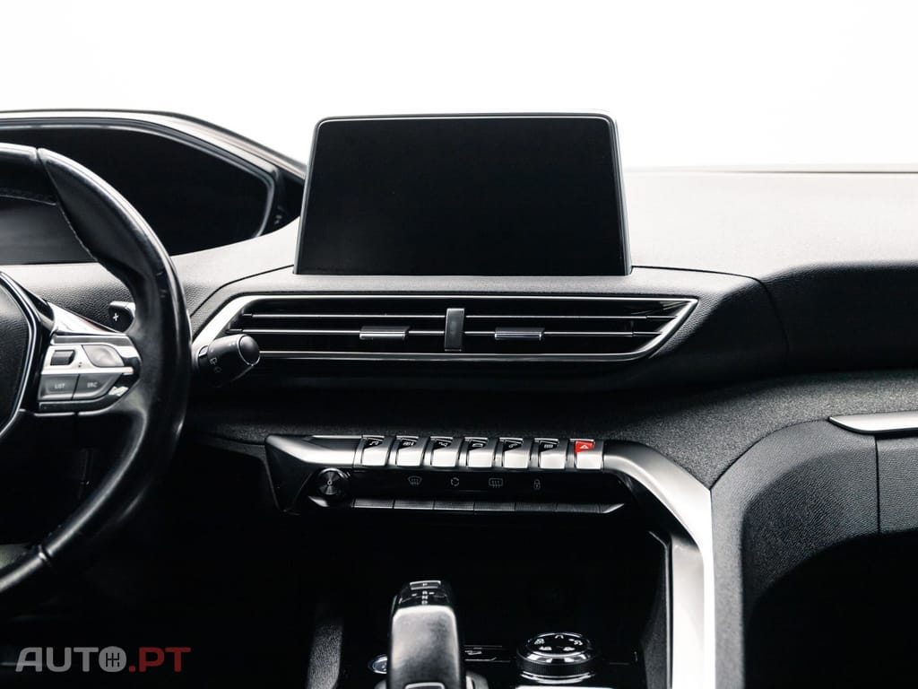 Peugeot 3008 1.5 BlueHDi Crossway EAT8