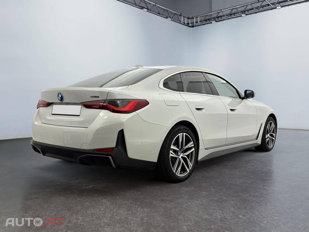 BMW i4 eDrive40