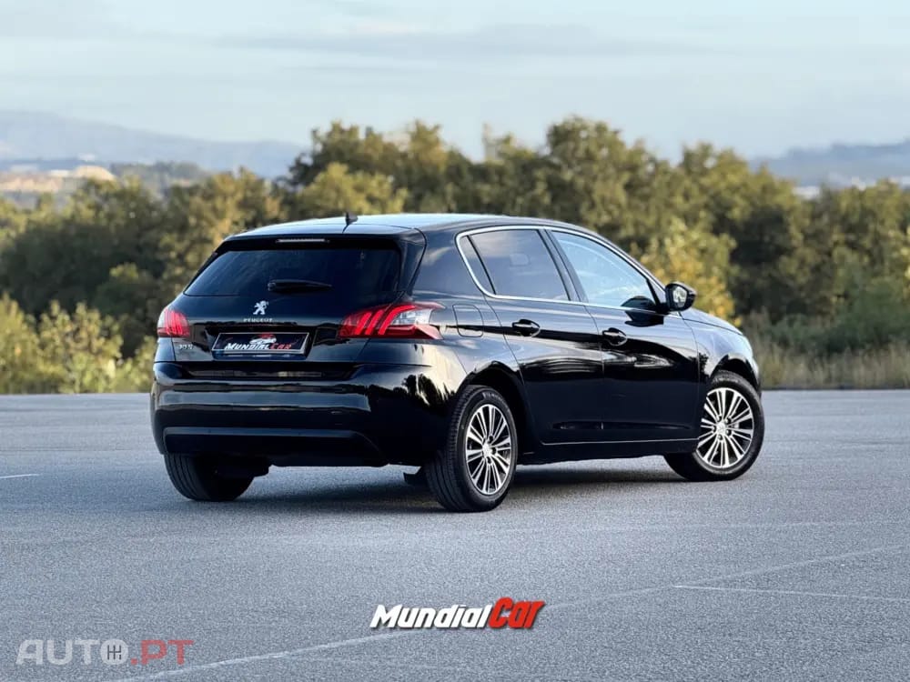 Peugeot 308 1.2 PureTech Allure EAT8