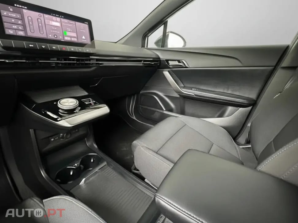 MG MG4 64 kWh Luxury