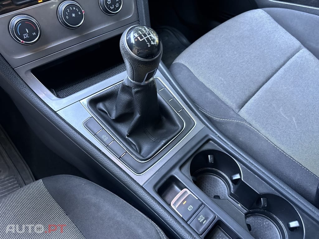 Volkswagen Golf 1.6 TDI BlueMotion Comfortline