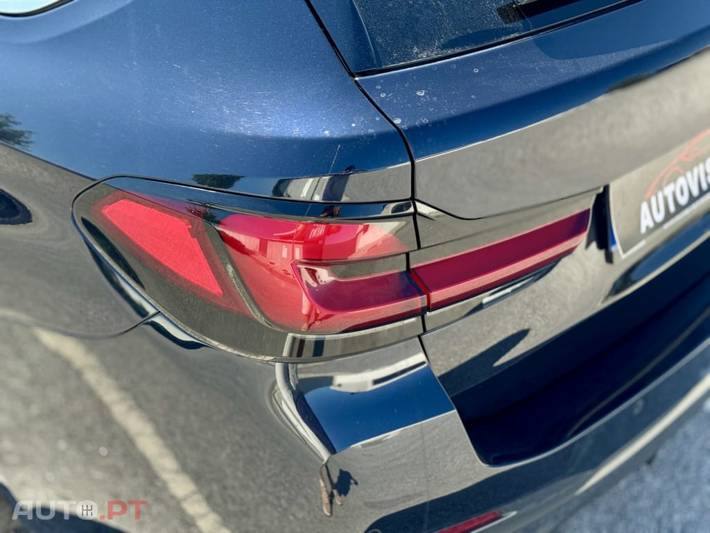 BMW 530 e Pack Desportivo M