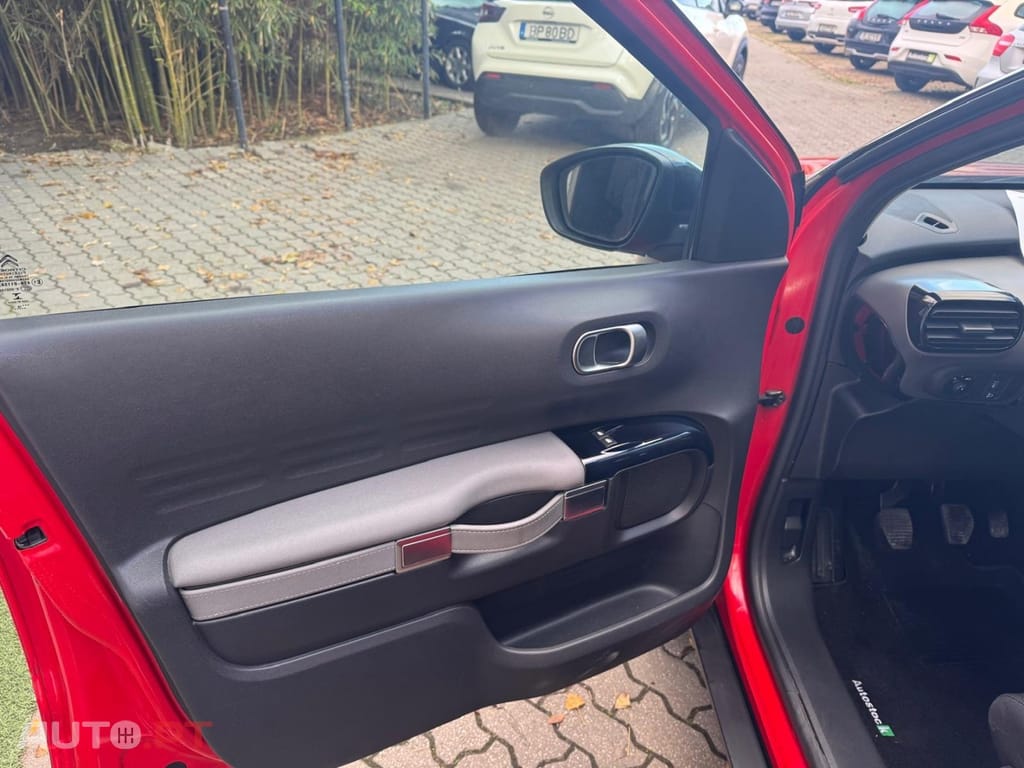 Citroen C4 Cactus 1.5 BlueHDi Shine