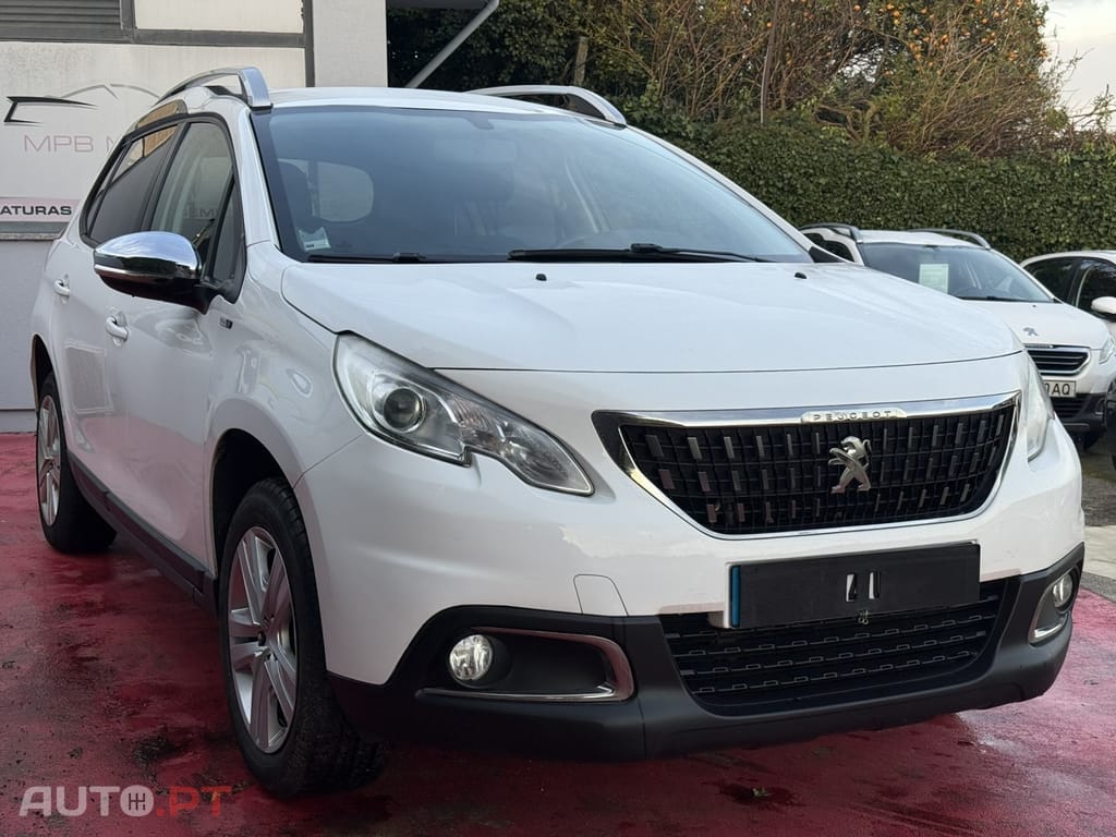 Peugeot 2008 1.2 PureTech Style