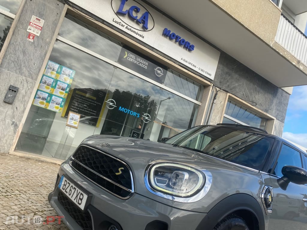 MINI Countryman Cooper SE ALL4 Sport Edition Auto