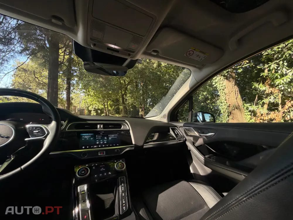 Jaguar I-Pace EV400 R-Dynamic HSE AWD