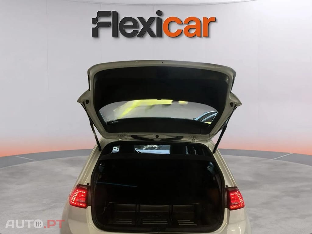 Volkswagen Golf 2.0 TSI GTI DSG Performance