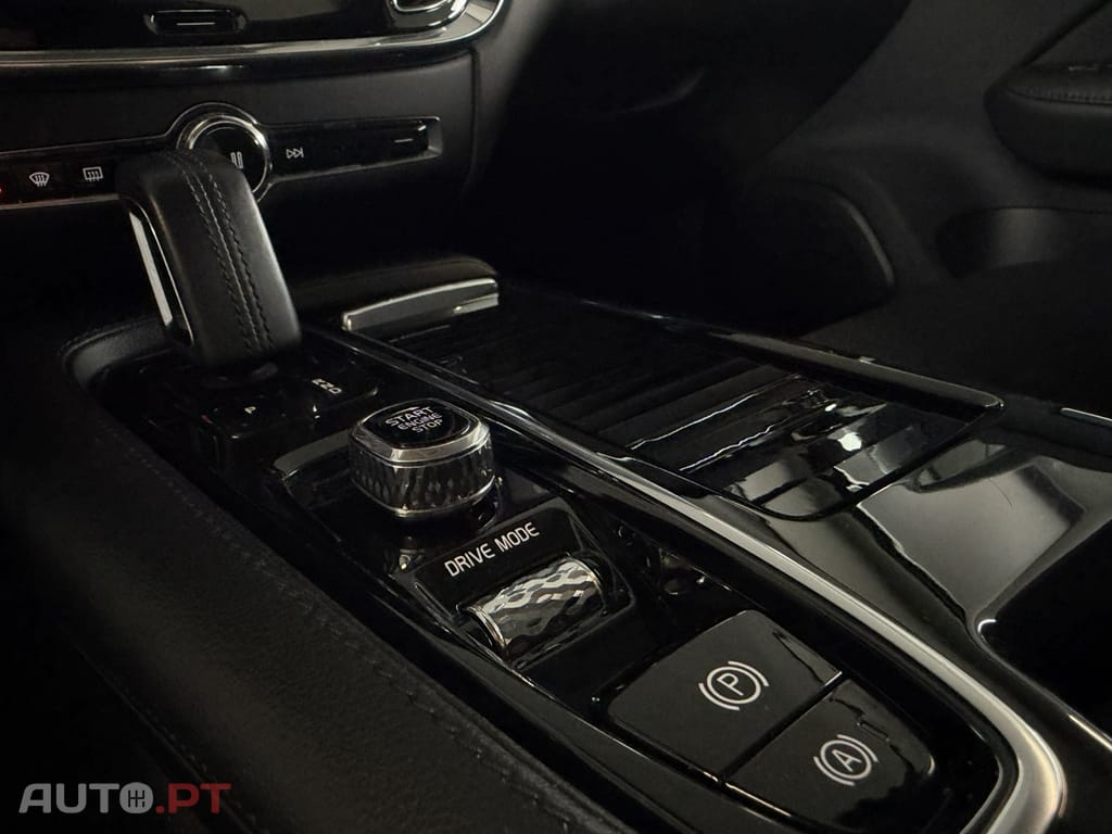 Volvo V60 2.0 T6 AWD TE Inscription Expression