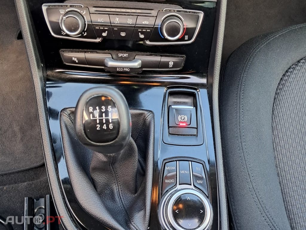 BMW 216 d Luxury Line