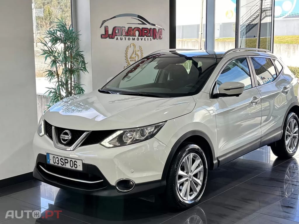 Nissan Qashqai 1.5 dCi N-Connecta Led