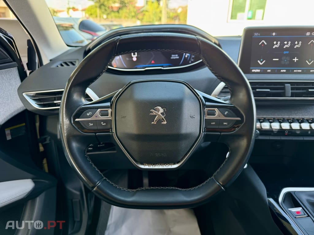 Peugeot 3008 1.5 BlueHDi Allure