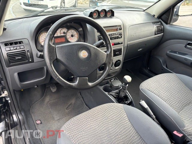 Fiat Strada 1.3 M-Jet CD Adventure