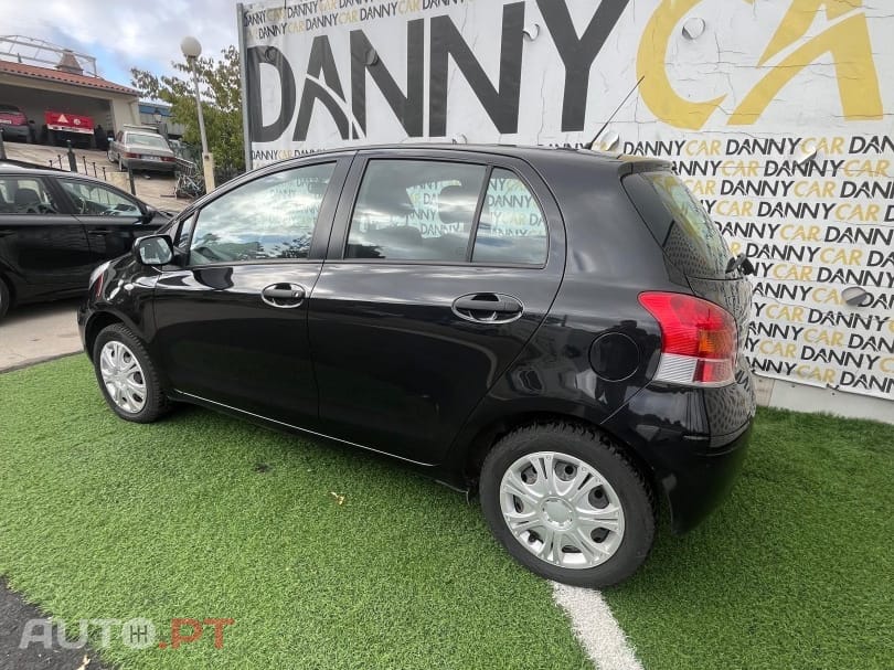 Toyota Yaris 1.0 VVT-i AC