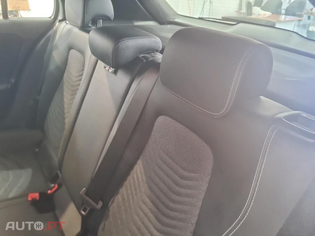 Mercedes-Benz A 250 e Style Plus