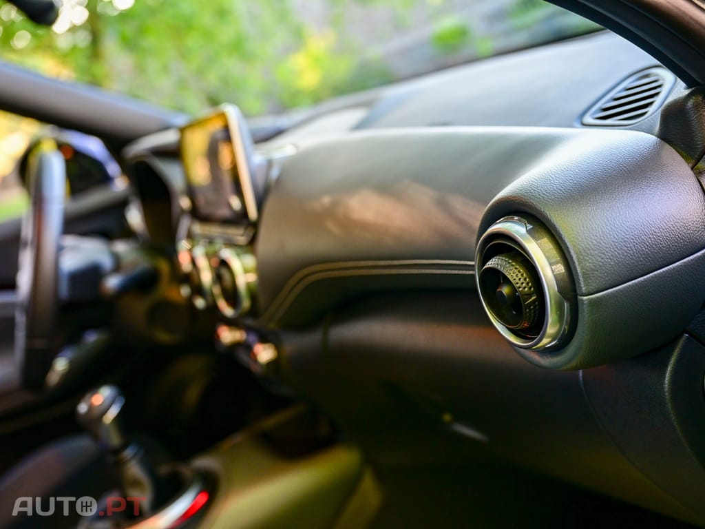 Nissan Juke 1.0 DIG-T Tekna