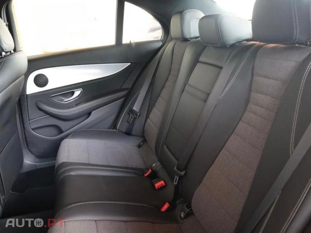 Mercedes-Benz E 300 de 9G Avantgarde