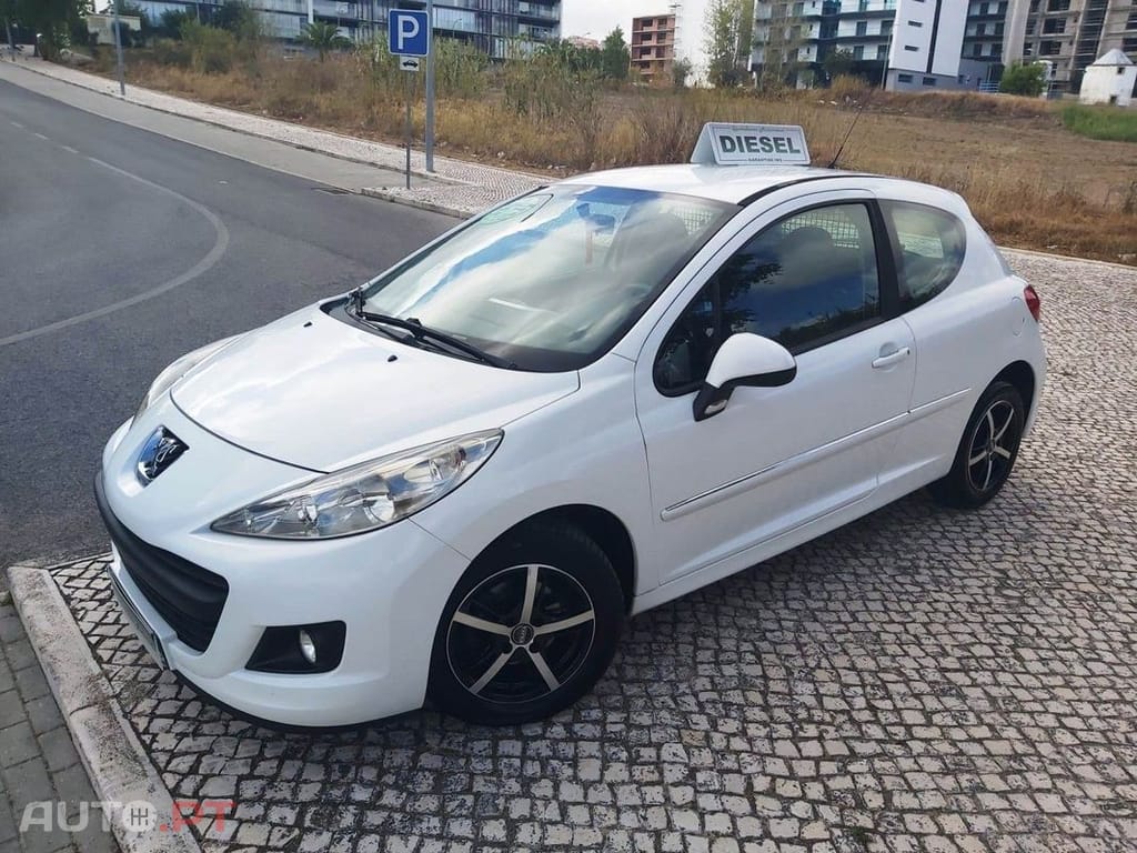 Peugeot 207  1.4 HDI PACK CLIM