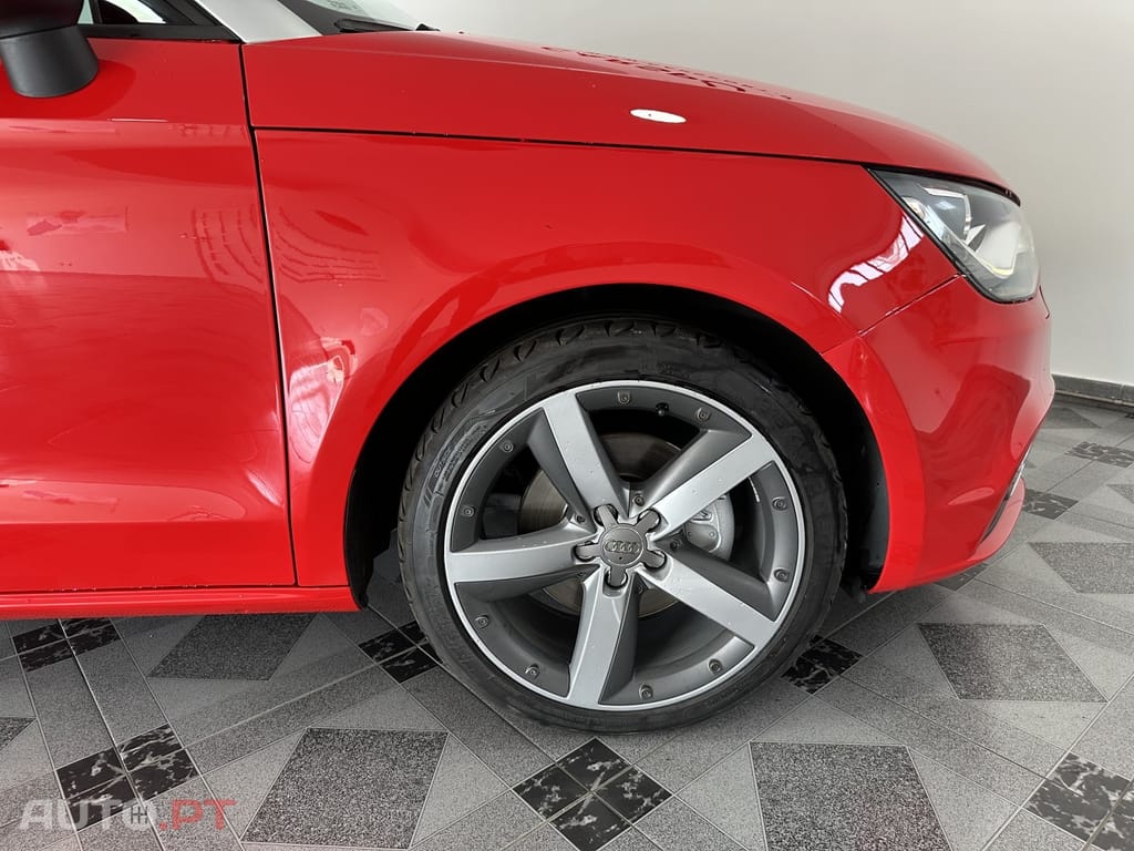 Audi A1 1.4 TFSI Attraction S-Tronic